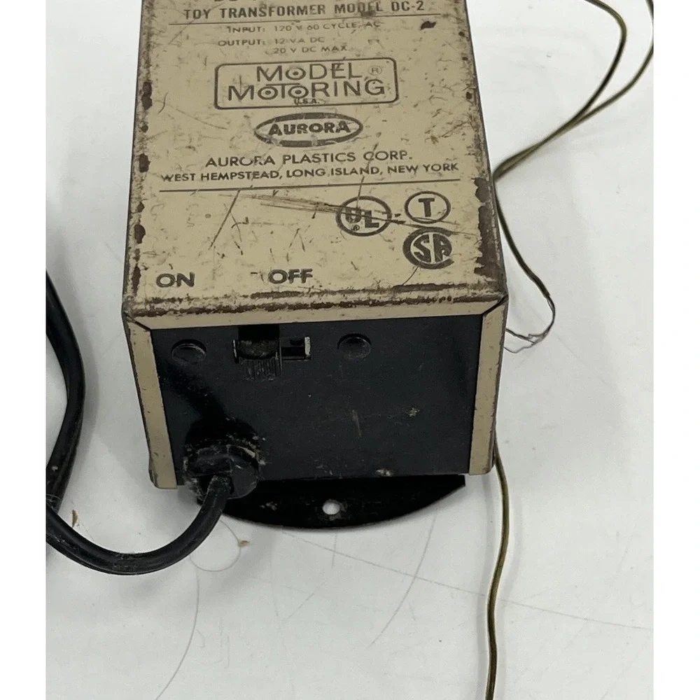 Vintage Aurora Model Motoring 20V DC Power Pack Transformer DC-2 120 V UNTESTED